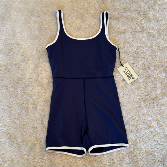 NWT Daily Drills Go! Playsuit with Piping in Navy - Size Medium - Picture 1 of 4